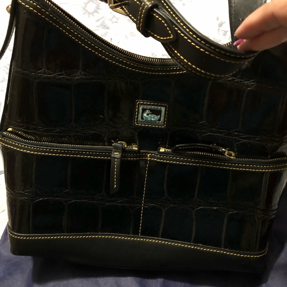 Dooney and Bourke bag - Picture 3 of 6